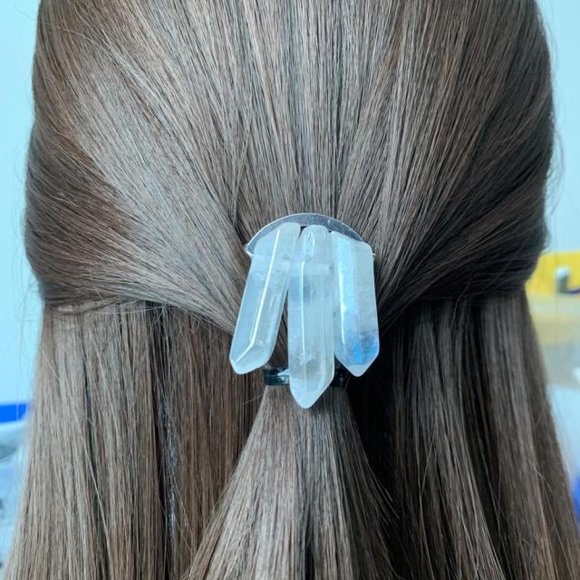 Crystal hairpin